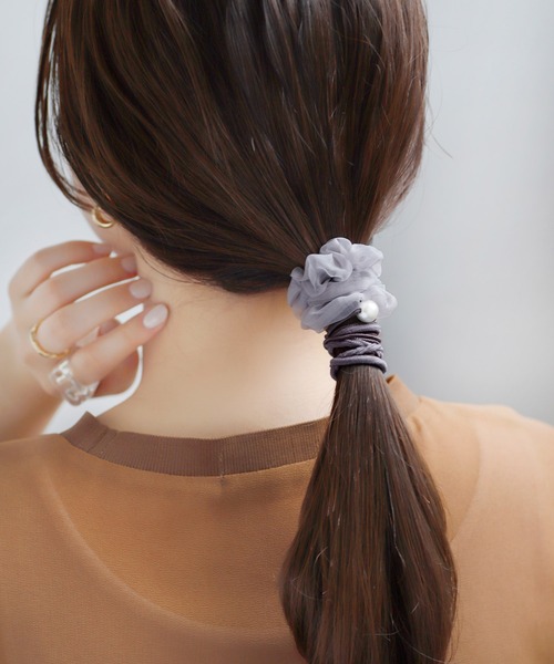 ANEMONE（アネモネ）の「シュシュ×デザインヘアゴム[4本セット]（ヘアゴム・レディース・ベージュ/ブルー/グリーン/ピンク/ブラック/ネイビー/ブラウン・FREE）」の7枚目の写真