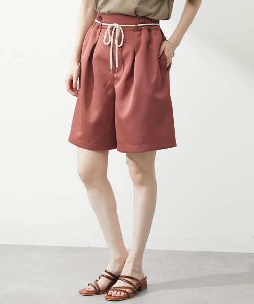 Green　Parks（グリーンパークス）の「タックハーフパンツ（その他パンツ・レディース・ブラック/ベージュ/テラコッタ・FREE）」の3枚目の写真