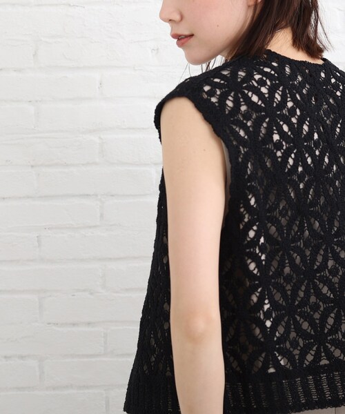 SHOO・LA・RUE(シューラルー)の「◆クロシェニットベスト(ベスト・レディース・ブラック/レンガ/アイボリー・02/03)」の20枚目の写真