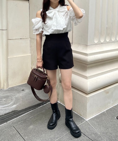 one after another NICE CLAUP（ワンアフターアナザーナイスクラップ）の「肩開きマルチWAYボウタイブラウス（シャツ/ブラウス・レディース・ベージュ/オフホワイト/ホワイト系その他/ブラック系その他・FREE）」の14枚目の写真