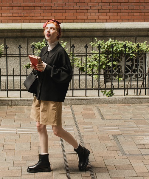 BONLECILL(ボンルシール)の「タック入り ハイウエストチノショートパンツ(チノパンツ・レディース・ブラック/ベージュ/ネイビー/アイボリー・M/L)」の15枚目の写真