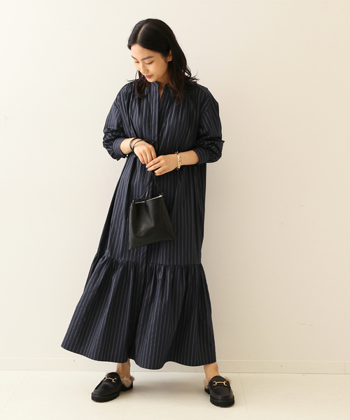 journal standard L'essage（ジャーナルスタンダードレサージュ）の「《追加》ローグストライプ/デシンマキシティアードワンピース（ワンピース・レディース・ブラック/ネイビー系1・FREE）」の2枚目の写真