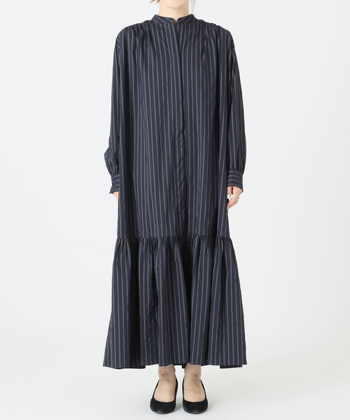 journal standard L'essage（ジャーナルスタンダードレサージュ）の「《追加》ローグストライプ/デシンマキシティアードワンピース（ワンピース・レディース・ブラック/ネイビー系1・FREE）」の19枚目の写真