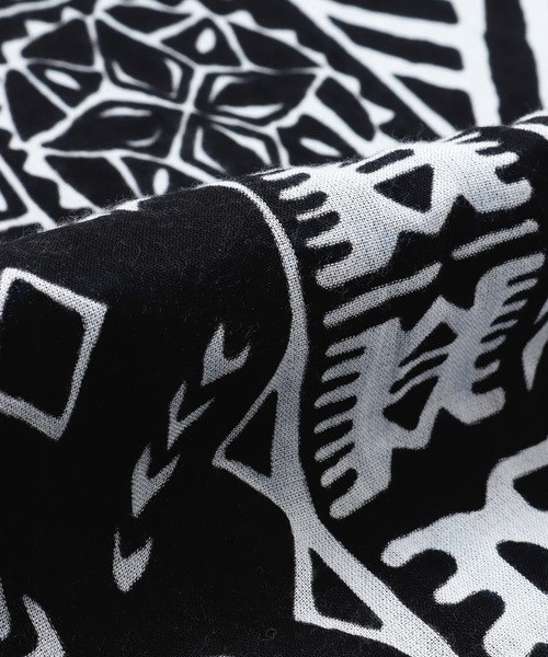 チャイハネ（チャイハネ）の「【チャイハネ】幾何学柄カパストール（ストール/ショール・レディース・ブラック/パープル/キャメル/カーキ・FREE）」の8枚目の写真