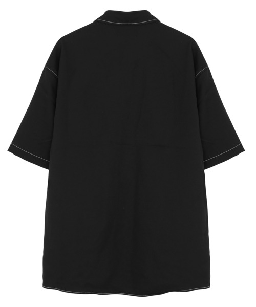 Figments(フィグメンツ)の「ステッチ半袖シャツ(シャツ/ブラウス・レディース・ホワイト/ブラック・FREE)」の4枚目の写真