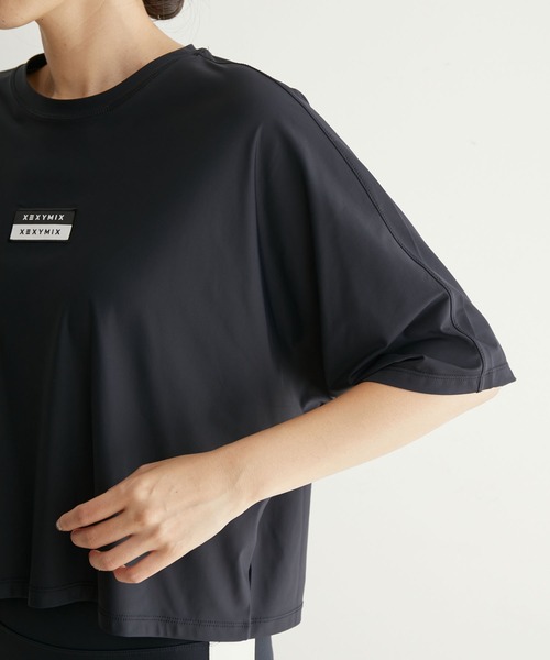 XEXYMIX(ゼクシィミックス)の「【XEXYMIX】接触冷感 ハイクーリング ドルマンスリーブ半袖Tシャツ(Tシャツ/カットソー・レディース・ブラック・M)」の10枚目の写真