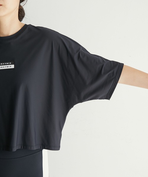 XEXYMIX(ゼクシィミックス)の「【XEXYMIX】接触冷感 ハイクーリング ドルマンスリーブ半袖Tシャツ(Tシャツ/カットソー・レディース・ブラック・M)」の11枚目の写真