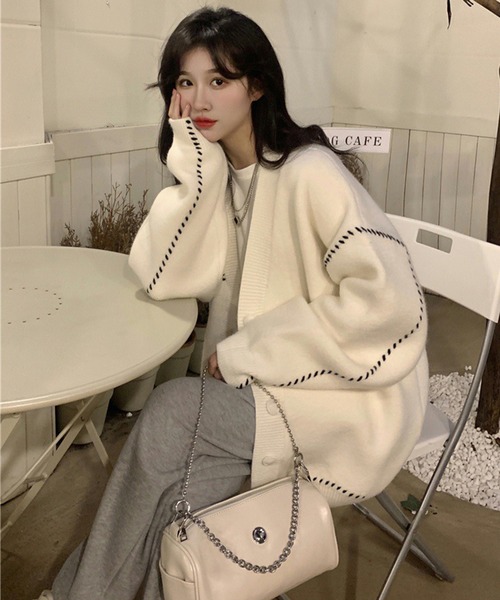 EPICKS（エピックス）の「配色ステッチオーバーサイズカーディガン（カーディガン/ボレロ・レディース・ブラック/ホワイト/グレー/アイボリー・F/L/M/XL）」の5枚目の写真