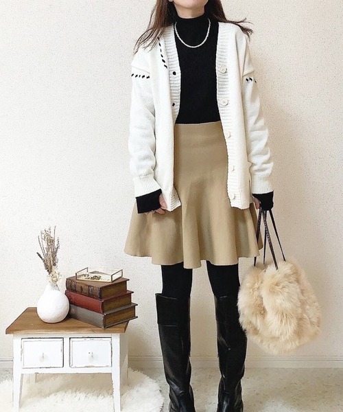 EPICKS（エピックス）の「配色ステッチオーバーサイズカーディガン（カーディガン/ボレロ・レディース・ブラック/ホワイト/グレー/アイボリー・F/L/M/XL）」の19枚目の写真