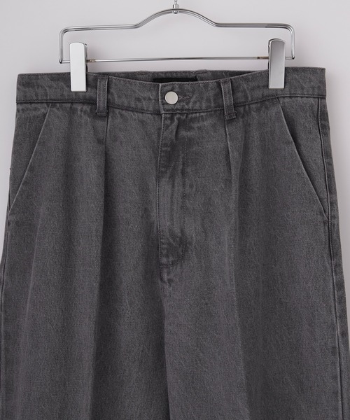 CALLNE（カルネ）の「【CALLNE】Denim Slacks Pants/デニム スラックスパンツ（デニムパンツ・メンズ・ブラック/オフホワイト/グレー・M/L/S）」の4枚目の写真