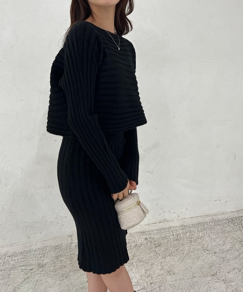 Lamoa(ラモア)の「Lamoa/リブニットワンピース ニットトップス セット(ワンピース・レディース・ホワイト/ブラック/ブルー/ピンク・FREE)」の3枚目の写真