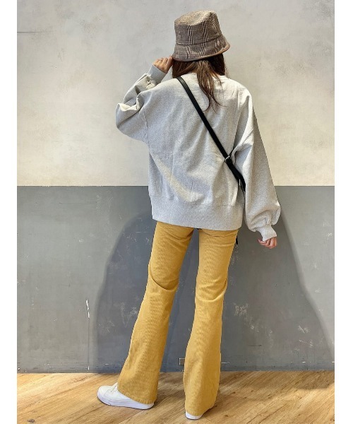SOMETHING(サムシング)の「【SOMETHING】LISA フレアコーデュロイパンツ(その他パンツ・レディース・イエロー・26inch/27inch/28inch/29inch)」の6枚目の写真