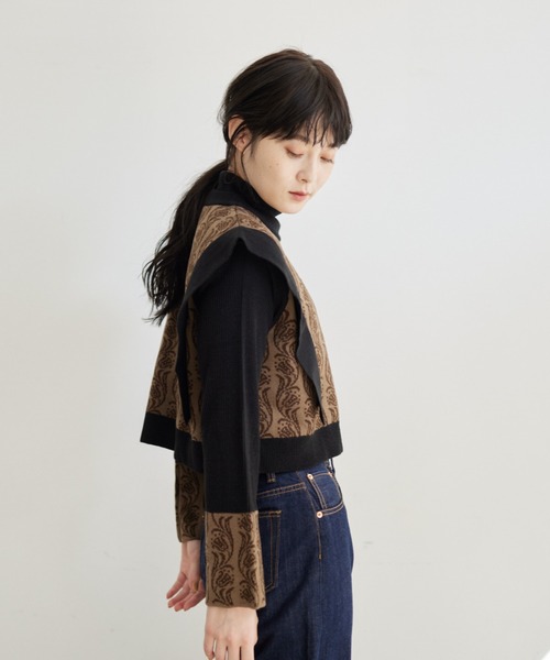 idem（イデム）の「【ZOZOTOWN限定】tulip turtleneck knit/オリジナルジャガードタートルニット（ニット/セーター・レディース・ブラック/ベージュ・FREE）」の19枚目の写真