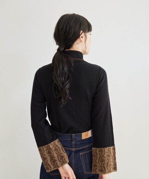 idem（イデム）の「【ZOZOTOWN限定】tulip turtleneck knit/オリジナルジャガードタートルニット（ニット/セーター・レディース・ブラック/ベージュ・FREE）」の6枚目の写真