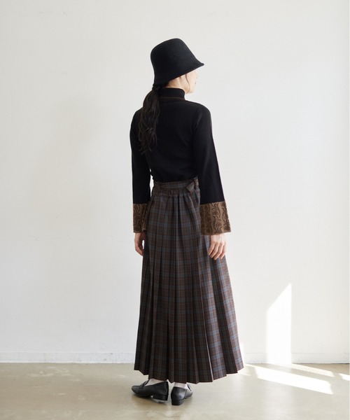 idem（イデム）の「【ZOZOTOWN限定】tulip turtleneck knit/オリジナルジャガードタートルニット（ニット/セーター・レディース・ブラック/ベージュ・FREE）」の16枚目の写真