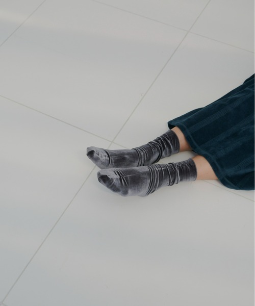 Aunt Marie's（アントマリーズ）の「【昨シーズン即完アイテム！】ベロアソックス（ソックス/靴下・レディース・ボルドー/ネイビー/チャコールグレー/ブラック・FREE）」の11枚目の写真