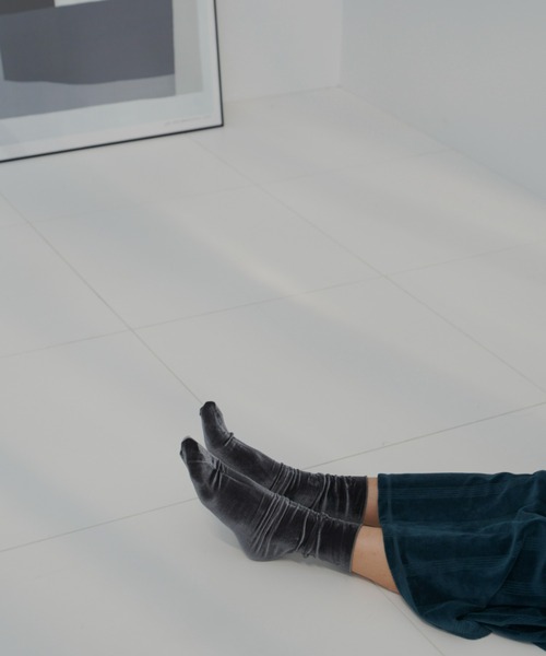 Aunt Marie's（アントマリーズ）の「【昨シーズン即完アイテム！】ベロアソックス（ソックス/靴下・レディース・ボルドー/ネイビー/チャコールグレー/ブラック・FREE）」の12枚目の写真