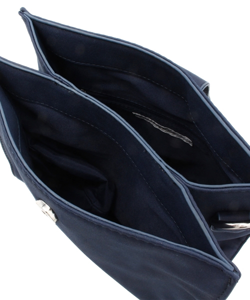 one after another NICE CLAUP（ワンアフターアナザーナイスクラップ）の「【non-no8月号掲載 ナイスクラップ】タッセル付きショルダーバック（ショルダーバッグ・レディース・サックスブルー/ベージュ/ネイビー・FREE）」の10枚目の写真