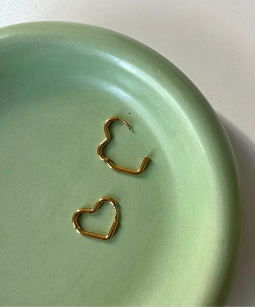 prose verse（プロズヴェール）の「〈サージカルステンレス〉ハートフープピアス（ピアス（両耳用）・レディース・シルバー/ゴールド・ﾌﾘ-）」の8枚目の写真