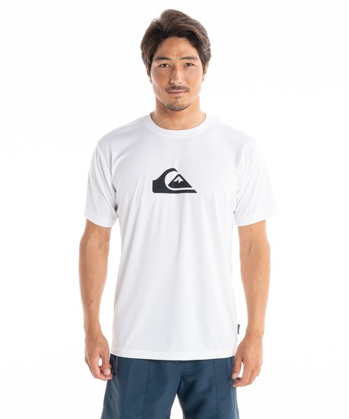 Quiksilver(クイックシルバー)の「COMP LOGO SS /クイックシルバーラッシュガード半袖(水着)(ラッシュガード)」 - WEAR