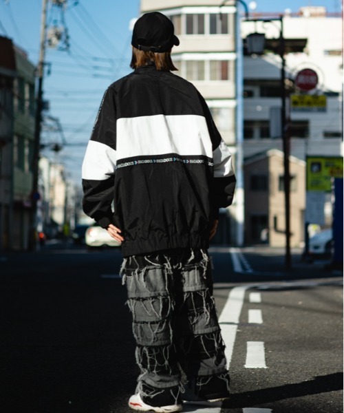 SUGGESTION(サジェッション)の「SUGGESTION ナイロンスタンドジャケット(ナイロンジャケット・メンズ・ホワイト/ブラック/レッド・M/L)」の5枚目の写真