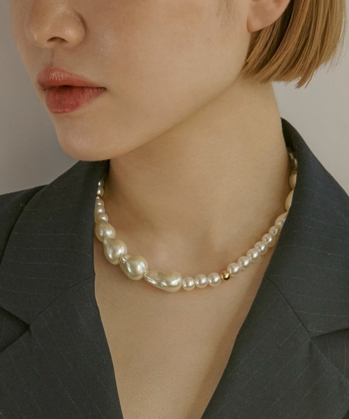 ボリュームパールネックレス