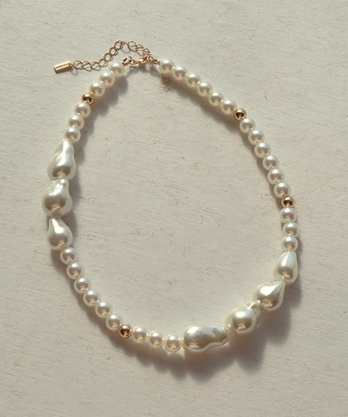 ボリュームパールネックレス