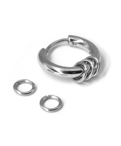 LION HEART(ライオンハート)の「【限定展開】“LH-1”リングチャームフープピアス/サージカルステンレス(金属アレルギー対応)【LION HEART / ライオンハート】(ピアス(片耳用)・メンズ・シルバー・ONE SIZE)」の6枚目の写真