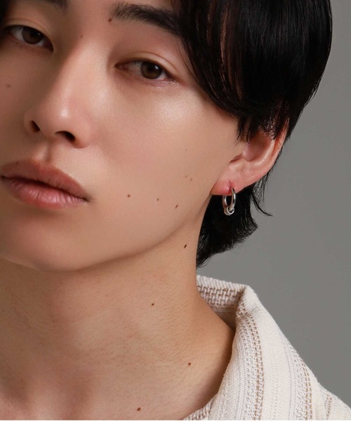 LION HEART(ライオンハート)の「【限定展開】“LH-1”リングチャームフープピアス/サージカルステンレス(金属アレルギー対応)【LION HEART / ライオンハート】(ピアス(片耳用)・メンズ・シルバー・ONE SIZE)」の13枚目の写真