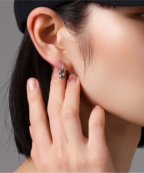 LION HEART(ライオンハート)の「【限定展開】“LH-1”リングチャームフープピアス/サージカルステンレス(金属アレルギー対応)【LION HEART / ライオンハート】(ピアス(片耳用)・メンズ・シルバー・ONE SIZE)」の15枚目の写真