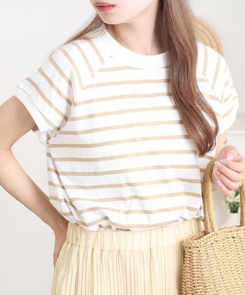 atONE(アットワン)の「atONE クルーネックフレンチスリーブTシャツ 半袖(Tシャツ/カットソー・レディース・ブラック/モカ/オフホワイト/チャコールグレー/ミント/ホワイト×ブラック/ブラック×ホワイト/ホワイト系その他5・F)」の3枚目の写真