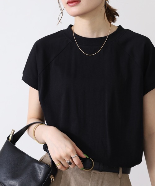 atONE(アットワン)の「atONE クルーネックフレンチスリーブTシャツ 半袖(Tシャツ/カットソー・レディース・ブラック/モカ/オフホワイト/チャコールグレー/ミント/ホワイト×ブラック/ブラック×ホワイト/ホワイト系その他5・F)」の4枚目の写真