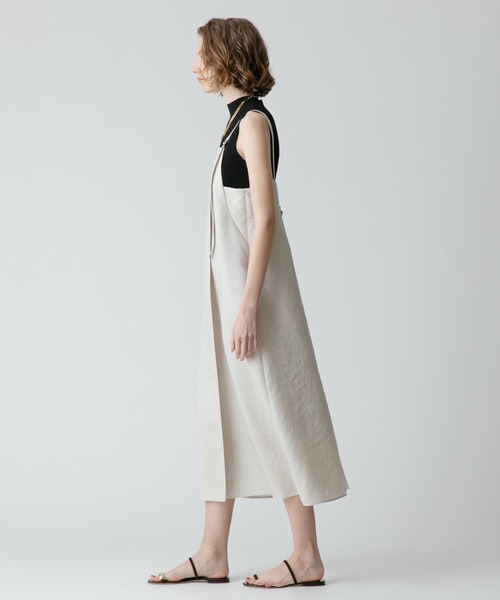 allureville（アルアバイル）の「トリアセオックスラップサロペット