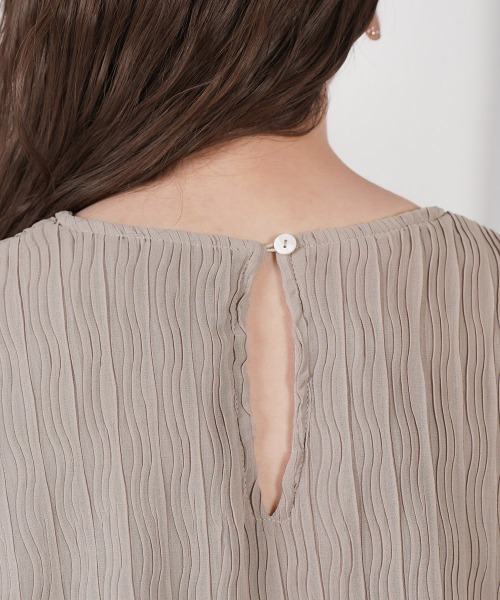 Bab(バブ)の「【オケージョン対応】ウェーブプリーツレイヤードライクワンピース(ワンピース・レディース・ブラック/ホワイト系その他/ライトグレー・M)」の22枚目の写真