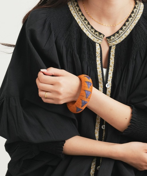 CIAOPANIC TYPY(チャオパニックティピー)の「【Aguni】幾何学バングル(バングル/リストバンド・レディース・オレンジ・ONE SIZE)」の1枚目の写真