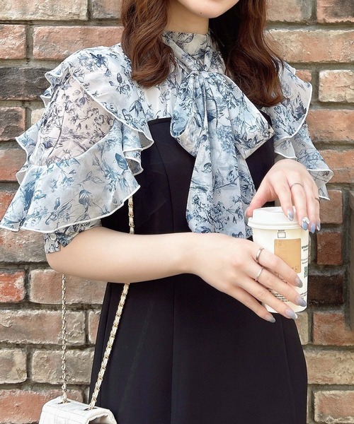 INGNI(イング)の「2WAYシアー花柄ドッキング/ワンピース(ワンピース・レディース・ホワイト×ネイビー/ホワイト×ブラック・M)」の13枚目の写真