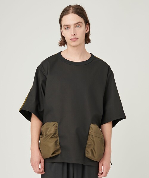 UNITED TOKYO（ユナイテッドトウキョウ）の「OLMETEX カーゴポケットTEE（Tシャツ/カットソー・メンズ・ブラック/ダークグリーン・1/2）」の2枚目の写真