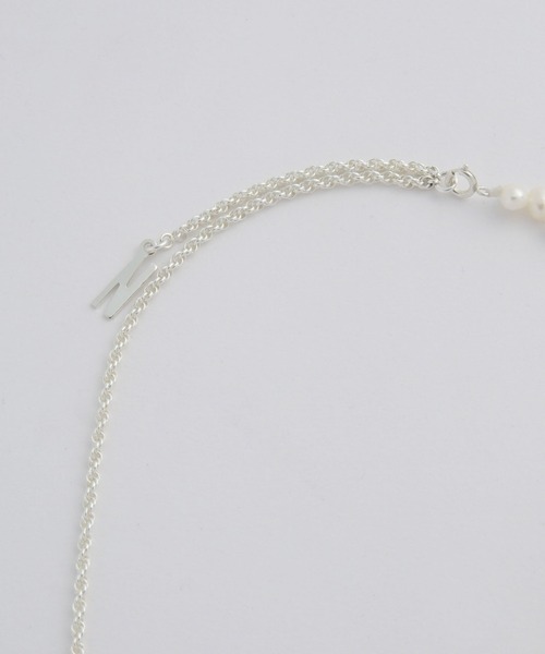 NANO universe(ナノユニバース)の「バロックパール×チェーンネックレス(ネックレス・レディース・シルバー・FREE)」の2枚目の写真