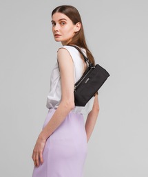 GANNI（ガニー）の「GANNI(ガニー) Pillow Baguette（ショルダーバッグ 