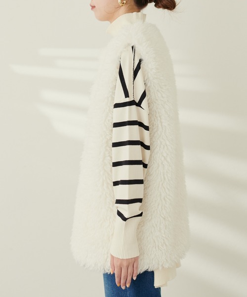 natural couture(ナチュラルクチュール)の「プードルフェイクファーロングベスト(ベスト・レディース・アイボリー/モカ・FREE)」の20枚目の写真