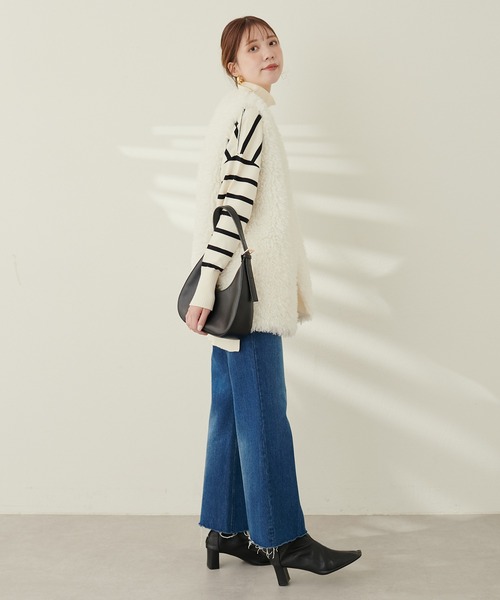 natural couture(ナチュラルクチュール)の「プードルフェイクファーロングベスト(ベスト・レディース・アイボリー/モカ・FREE)」の7枚目の写真