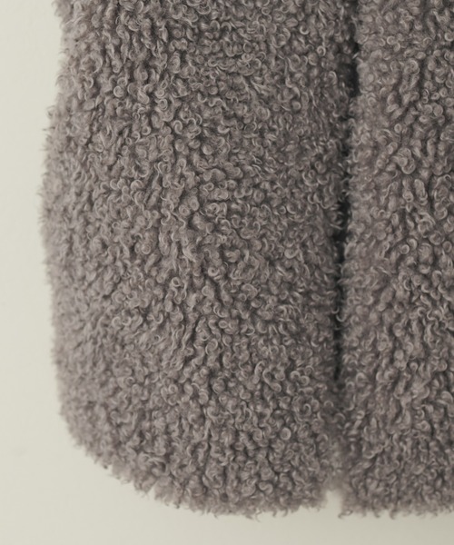 natural couture(ナチュラルクチュール)の「プードルフェイクファーロングベスト(ベスト・レディース・アイボリー/モカ・FREE)」の18枚目の写真