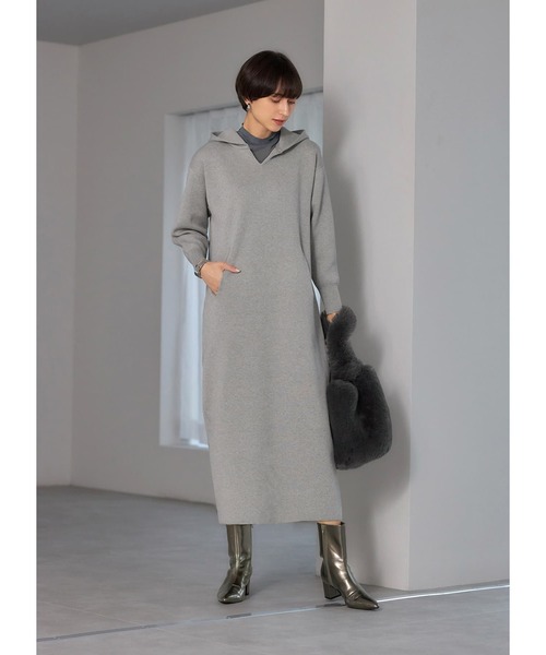 STYLE DELI（スタイルデリ）の「【シルキーシアー】インナーハイネックトップス（Tシャツ/カットソー・レディース・ホワイト系/ライトグレー/チャコールグレー/ライトブラウン・MEDIUM/SMALL）」の19枚目の写真