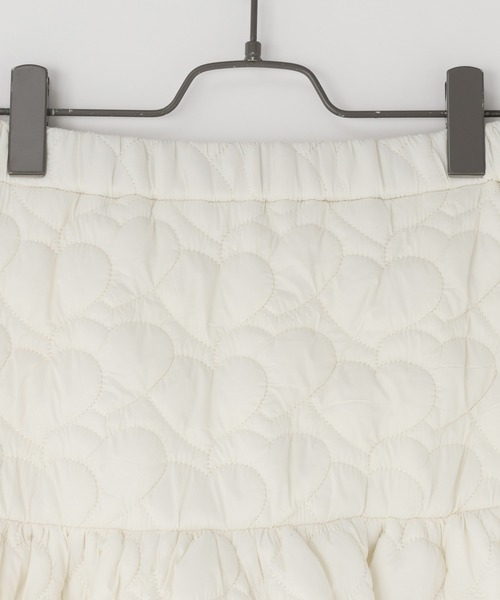 LOWRYS FARM（ローリーズファーム）の「キルティングミディスカート　981564（スカート・キッズ・ホワイト/ブラック・150cm/160cm）」の3枚目の写真