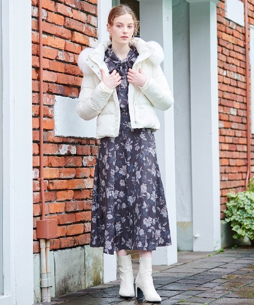 AND COUTURE（アンドクチュール）の「FOXファー付きショート