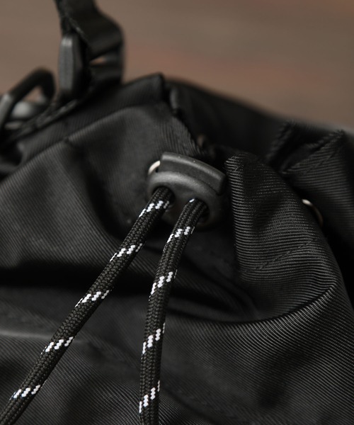 GERRY（ジェリー）の「【GERRY/ジェリー】巾着ショルダーバッグ（ボディバッグ/ウエストポーチ・メンズ・ブラック/ダークグリーン/ベージュ/ネイビー/チャコール・FREE）」の19枚目の写真