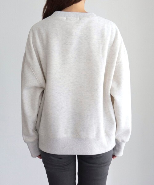 fredy emue（フレディエミュ）の「グラフィック裏起毛スウェット（スウェット・レディース・チャコールグレー/ライトグレー/オフホワイト・38）」の10枚目の写真