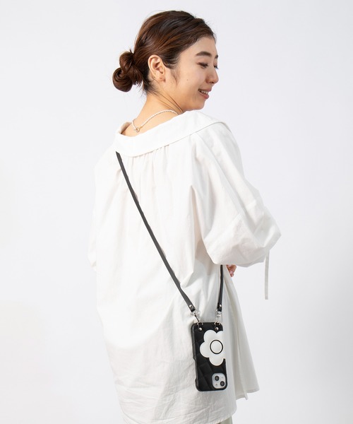 【MARY QUANT】キルトレザースリングケース iPhone 15 / iPhone 14 / iPhone 13 兼用スマホショルダーケース(スマホケース/カバー)|MARY QUANT(マリークヮント) 【MARY QUANT】キルトレザースリングケース iPhone 15 / iPhone 14 / iPhone 13 兼用スマホショルダーケース(スマホケース/カバー)|MARY QUANT(マリークヮント)