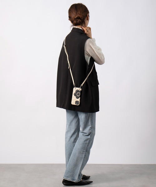【MARY QUANT】キルトレザースリングケース iPhone 15 / iPhone 14 / iPhone 13 兼用スマホショルダーケース(スマホケース/カバー)|MARY QUANT(マリークヮント) 【MARY QUANT】キルトレザースリングケース iPhone 15 / iPhone 14 / iPhone 13 兼用スマホショルダーケース(スマホケース/カバー)|MARY QUANT(マリークヮント)