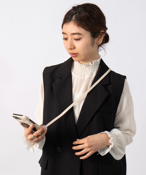 【MARY QUANT】キルトレザースリングケース iPhone 15 / iPhone 14 / iPhone 13 兼用スマホショルダーケース(スマホケース/カバー)|MARY QUANT(マリークヮント) 【MARY QUANT】キルトレザースリングケース iPhone 15 / iPhone 14 / iPhone 13 兼用スマホショルダーケース(スマホケース/カバー)|MARY QUANT(マリークヮント)